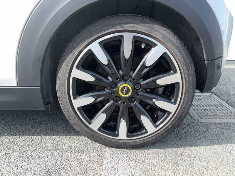 Mini Mini Hatch 3 Portes Cooper SE 184 ch Edition Premium Plus  occasion � Auch - photo n�15