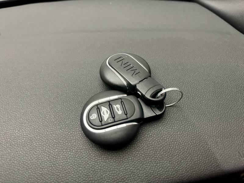 Mini Mini Hatch 3 Portes Cooper SE 184 ch Edition Premium  occasion � Carcassonne - photo n�11