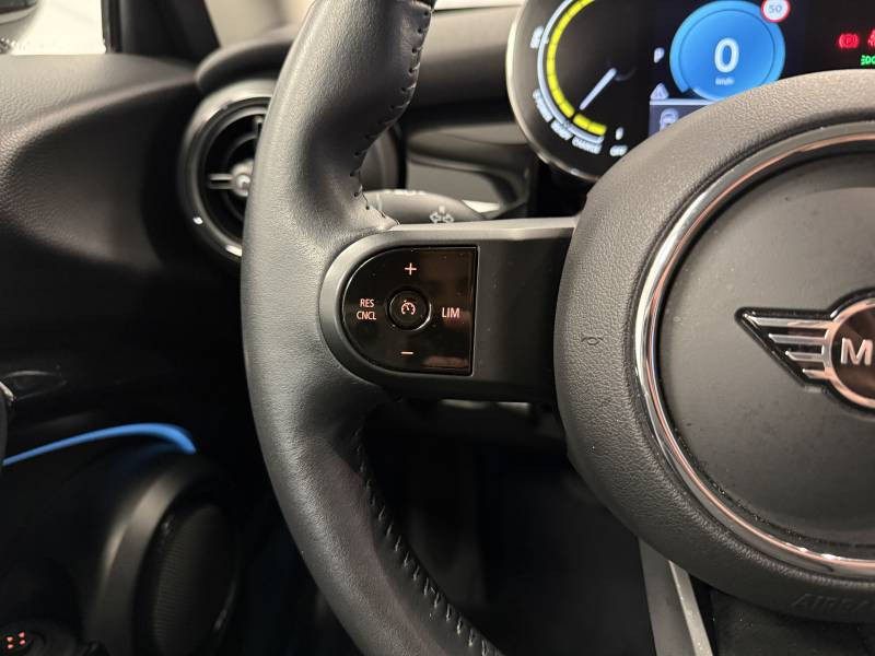 Mini Mini Hatch 3 Portes Cooper SE 184 ch Edition Premium  occasion � B�ziers - photo n�17