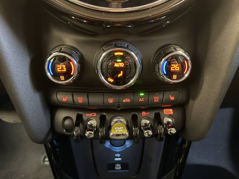 Mini Mini Hatch 3 Portes Cooper SE 184 ch Edition Premium  occasion � B�ziers - photo n�20