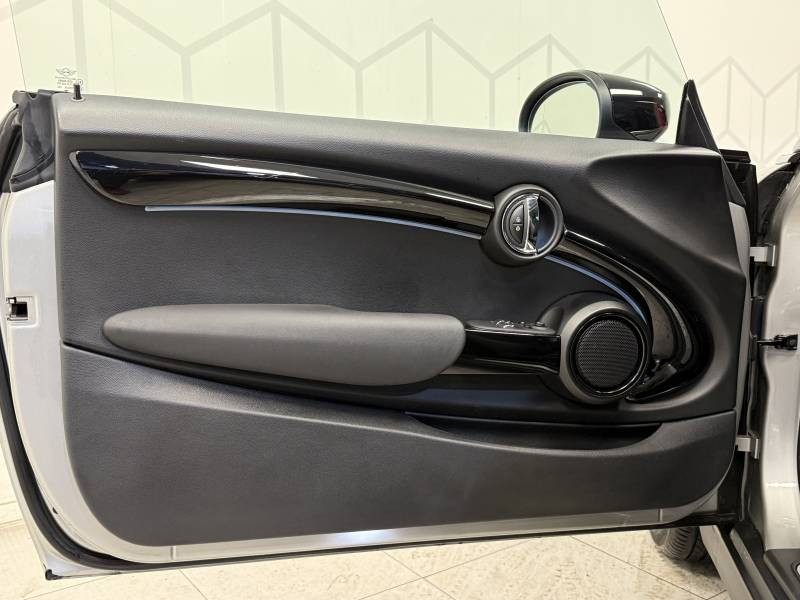 Mini Mini Hatch 3 Portes Cooper SE 184 ch Edition Premium  occasion � B�ziers - photo n�11