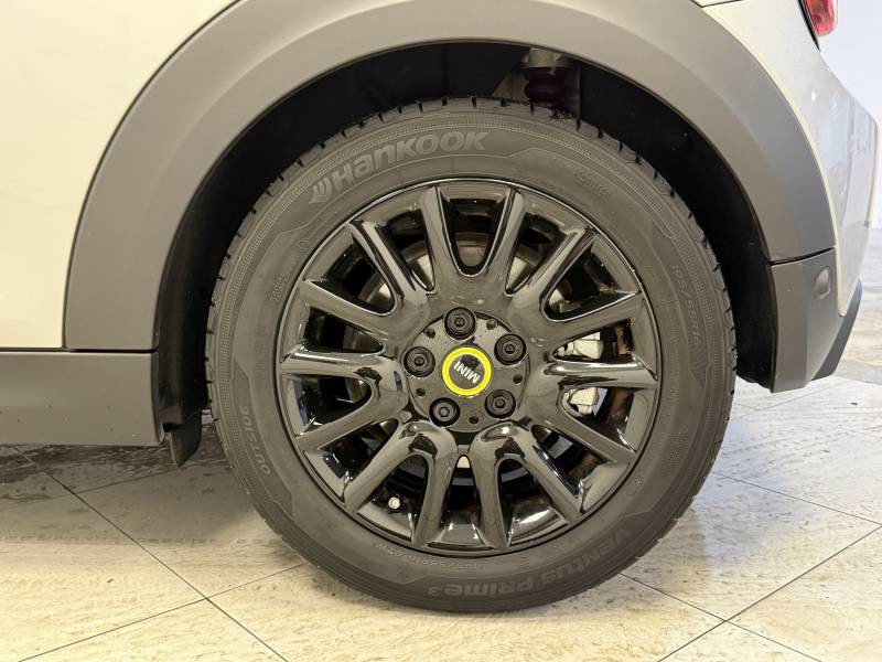 Mini Mini Hatch 3 Portes Cooper SE 184 ch Edition Premium  occasion � B�ziers - photo n�7