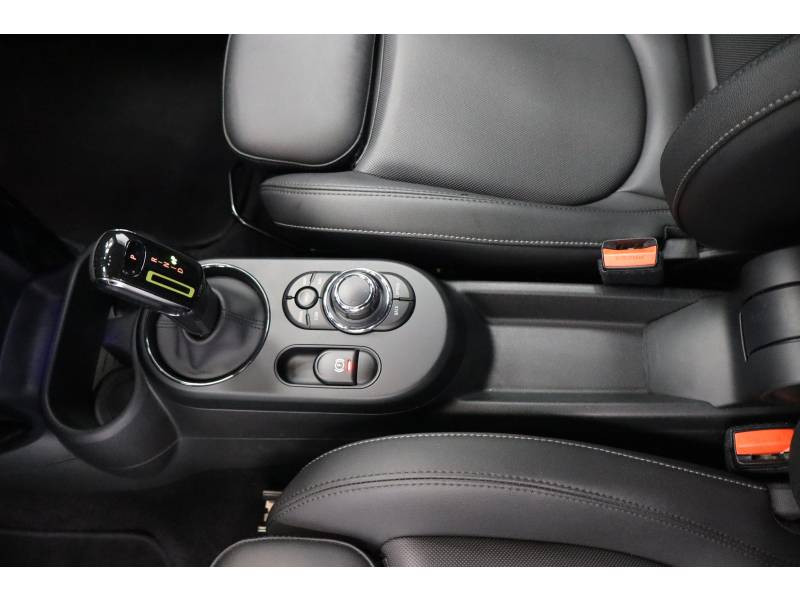 Mini Mini Hatch 3 Portes Cooper SE 184 ch Edition Premium  occasion � Lescar - photo n�19