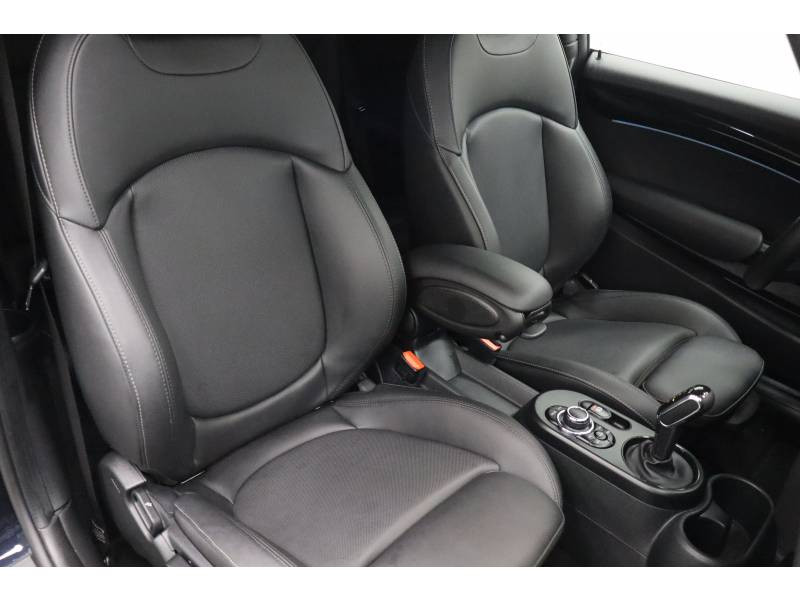 Mini Mini Hatch 3 Portes Cooper SE 184 ch Edition Premium  occasion � Lescar - photo n�11