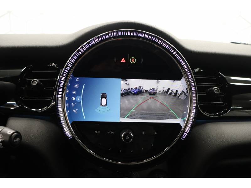 Mini Mini Hatch 3 Portes Cooper SE 184 ch Edition Premium  occasion � Lescar - photo n�17