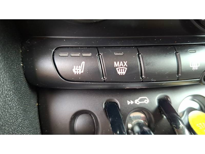 Mini Mini Hatch 3 Portes Cooper SE 184 ch Edition Premium  occasion  Agen - photo n14