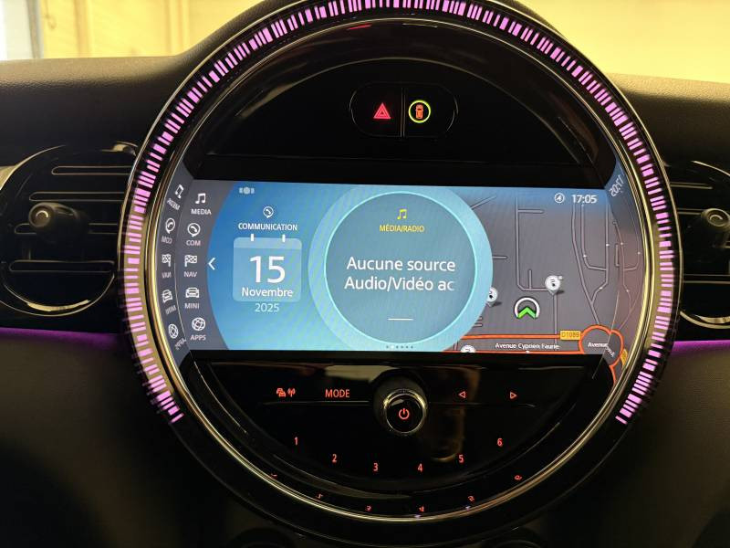 Mini Mini Hatch 3 Portes Cooper SE 184 ch Edition Premium  occasion  Brive-la-Gaillarde - photo n19