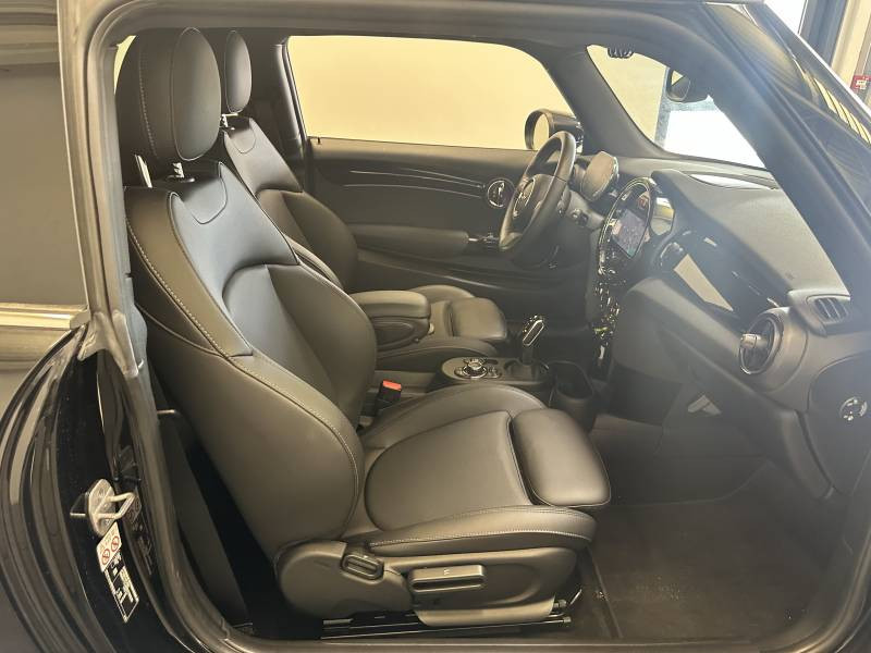 Mini Mini Hatch 3 Portes Cooper SE 184 ch Edition Premium  occasion  Brive-la-Gaillarde - photo n8