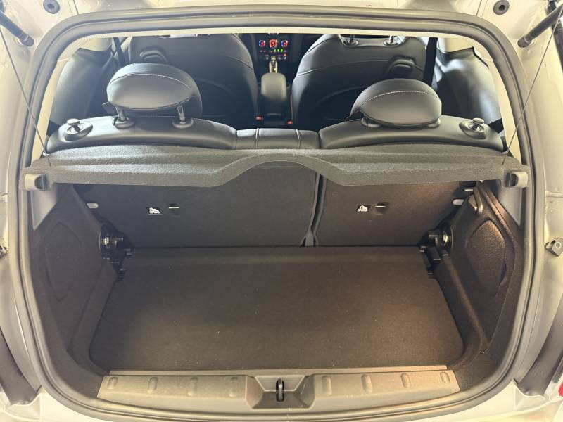 Mini Mini Hatch 3 Portes Cooper SE 184 ch Edition Premium  occasion  Brive-la-Gaillarde - photo n7
