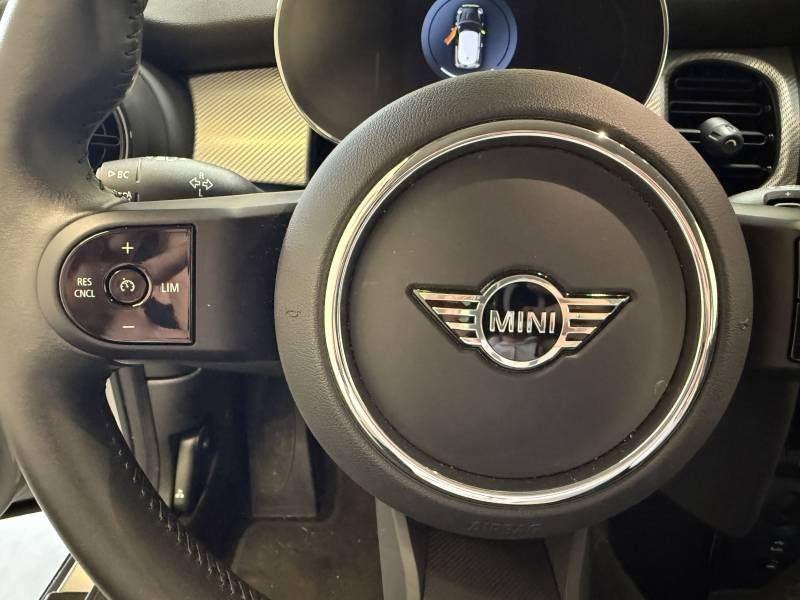 Mini Mini Hatch 3 Portes Cooper SE 184 ch Edition Premium  occasion  Brive-la-Gaillarde - photo n16