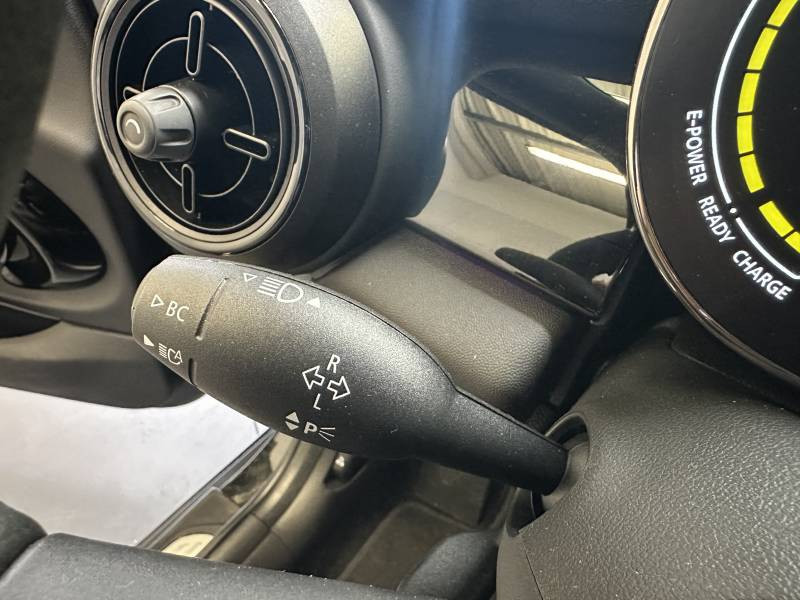 Mini Mini Hatch 3 Portes Cooper SE 184 ch Edition Premium  occasion  Brive-la-Gaillarde - photo n17