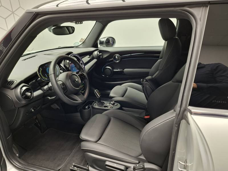 Mini Mini Hatch 3 Portes Cooper SE 184 ch Edition Premium  occasion  Lormont - photo n15