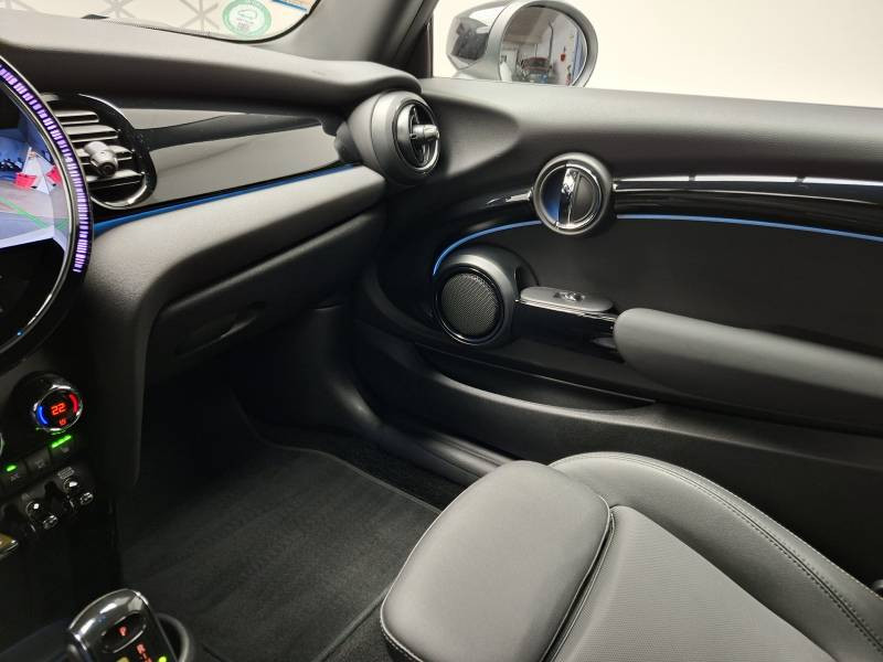 Mini Mini Hatch 3 Portes Cooper SE 184 ch Edition Premium  occasion  Lormont - photo n12