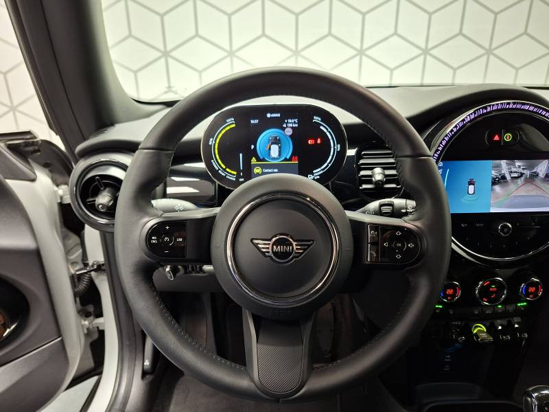Mini Mini Hatch 3 Portes Cooper SE 184 ch Edition Premium  occasion  Lormont - photo n14