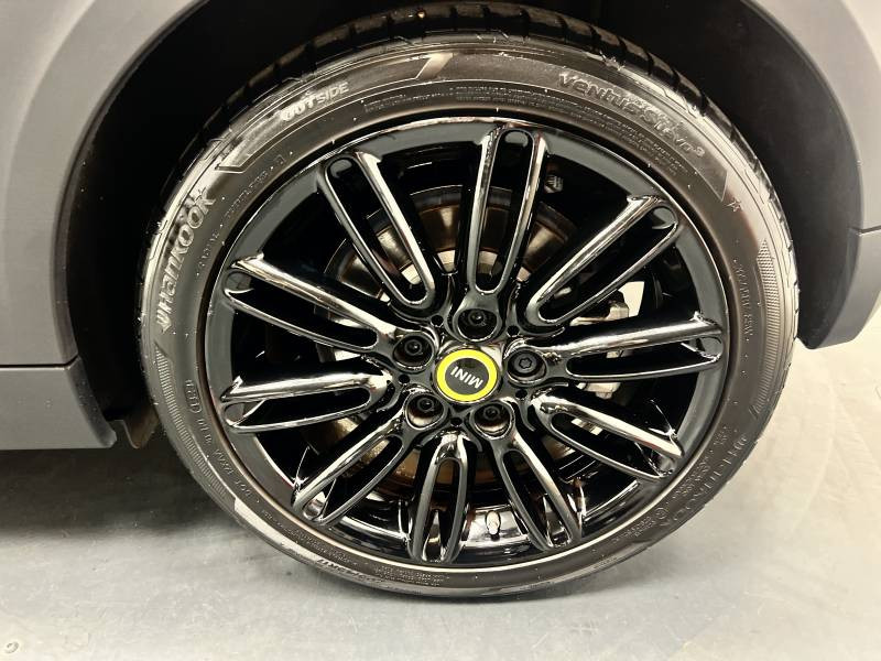 Mini Mini Hatch 3 Portes Cooper SE 184 ch Edition Premium  occasion � Lormont - photo n�14