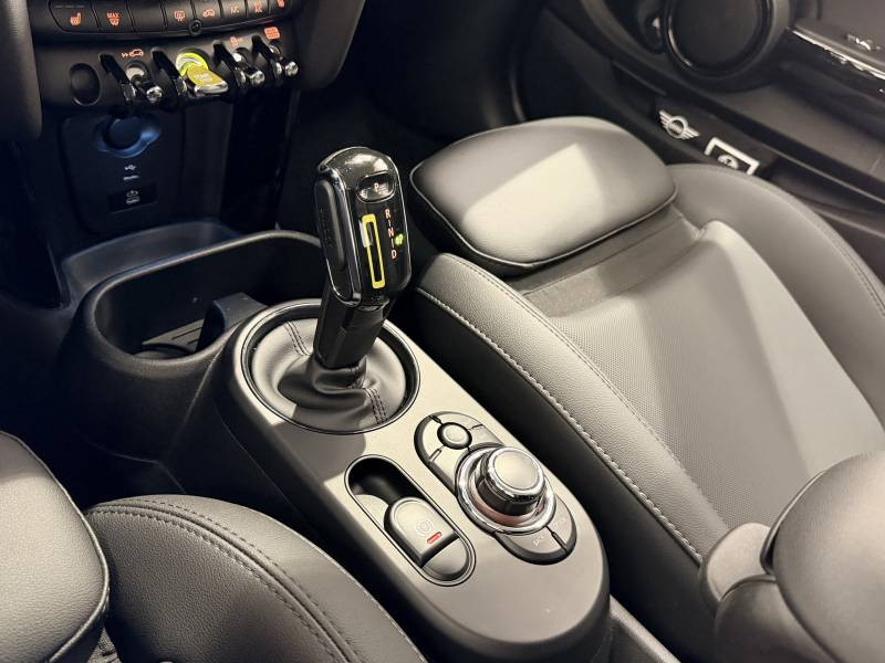 Mini Mini Hatch 3 Portes Cooper SE 184 ch Edition Premium  occasion � Tarbes - photo n�8