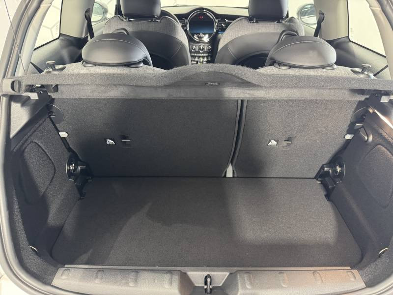 Mini Mini Hatch 3 Portes Cooper SE 184 ch Edition Premium  occasion  Tarbes - photo n10