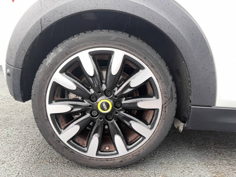 Mini Mini Hatch 3 Portes Cooper SE 184 ch Edition Premium  occasion � Auch - photo n�13