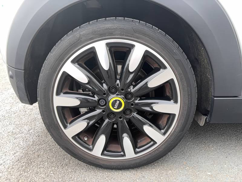 Mini Mini Hatch 3 Portes Cooper SE 184 ch Edition Premium  occasion � Auch - photo n�12