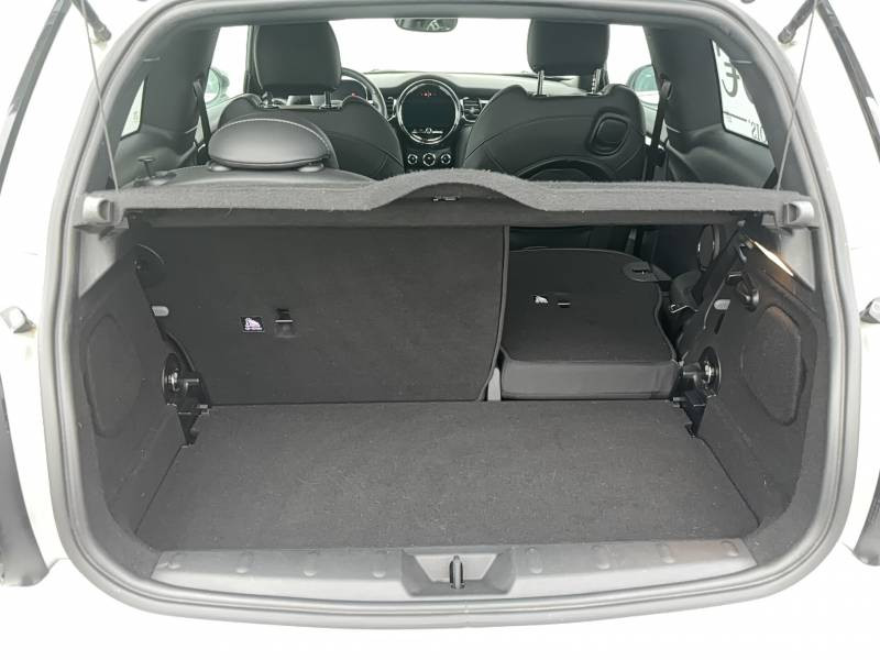 Mini Mini Hatch 3 Portes Cooper SE 184 ch Edition Premium  occasion � Auch - photo n�11