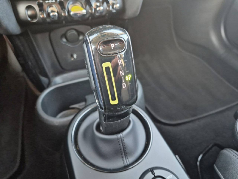 Mini Mini Hatch 3 Portes Cooper SE 184 ch Essential 3p  occasion &agrave; Bo� - photo n&deg;12