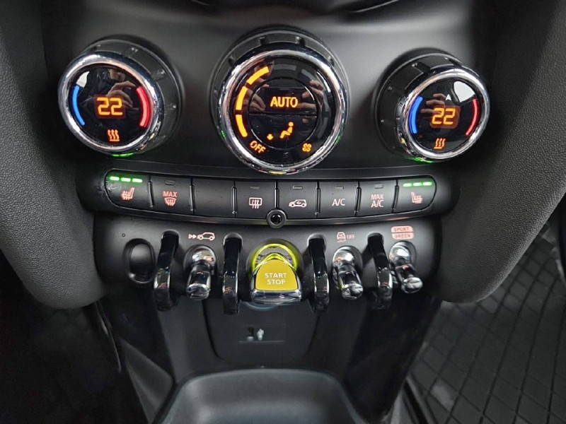 Mini Mini Hatch 3 Portes Cooper SE 184 ch Essential 3p  occasion &agrave; Bo� - photo n&deg;17