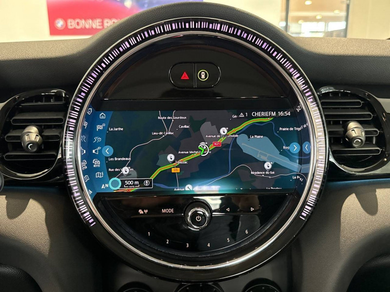 Mini Mini Hatch 3 Portes Cooper SE 184 ch Essential 3p  occasion � Trelissac - photo n�13