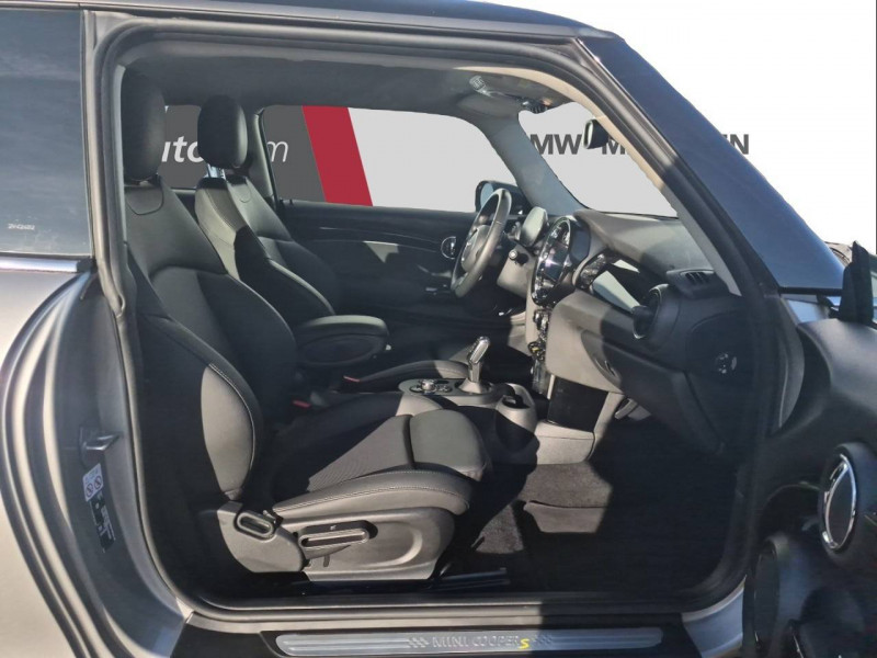Mini Mini Hatch 3 Portes Cooper SE 184 ch Essential 3p  occasion � Bo� - photo n�4