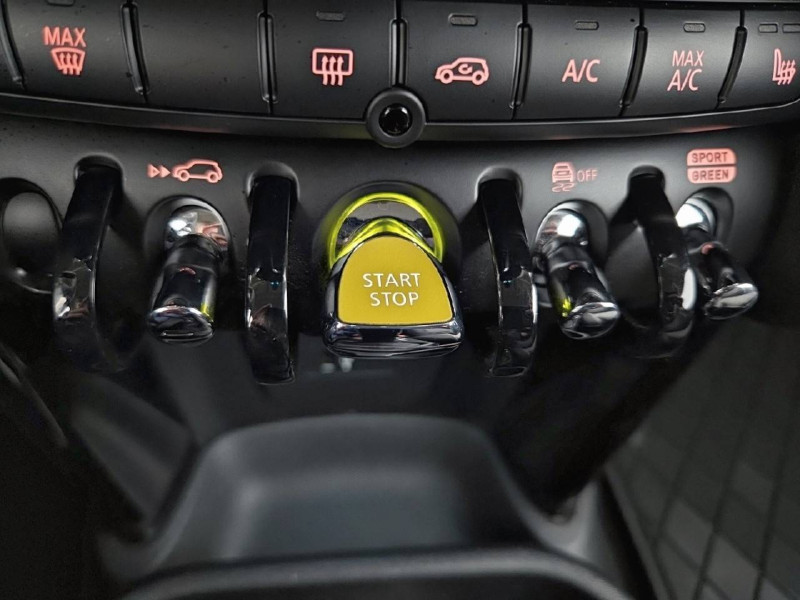 Mini Mini Hatch 3 Portes Cooper SE 184 ch Essential 3p  occasion � Bo� - photo n�16