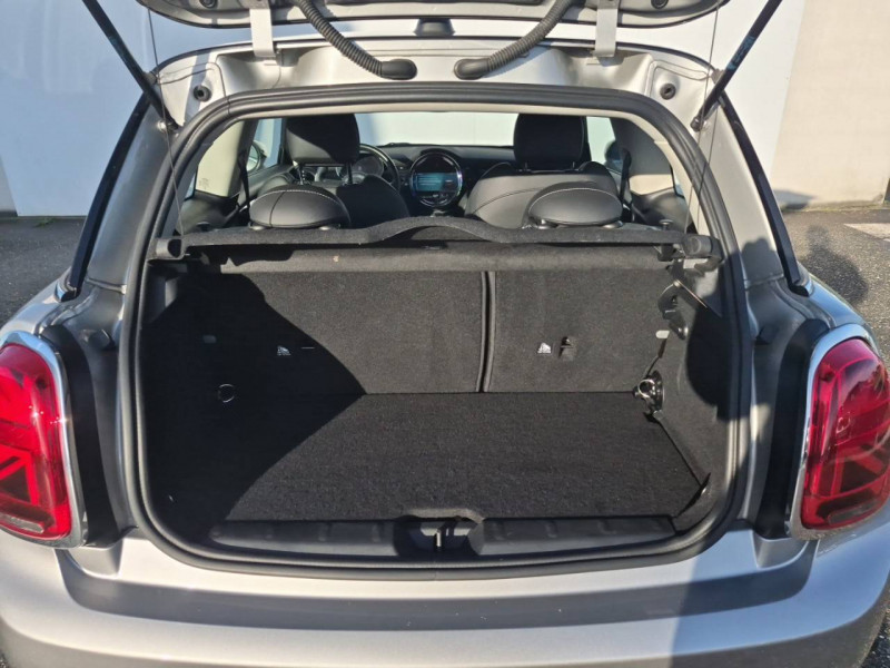 Mini Mini Hatch 3 Portes Cooper SE 184 ch Essential 3p  occasion � Bo� - photo n�7