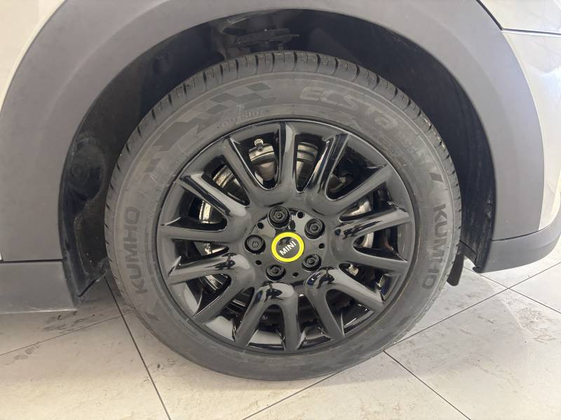Mini Mini Hatch 3 Portes Cooper SE 184 ch Essential  occasion � B�ziers - photo n�12
