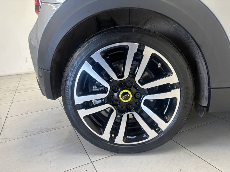 Mini Mini Hatch 3 Portes Cooper SE 184 ch Essential  occasion � B�ziers - photo n�12