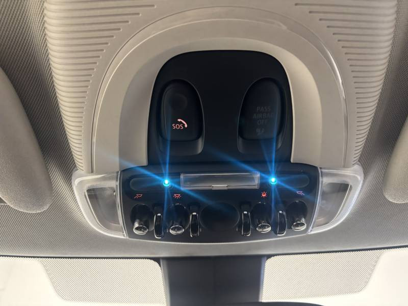 Mini Mini Hatch 3 Portes Cooper SE 184 ch Essential  occasion � B�ziers - photo n�19