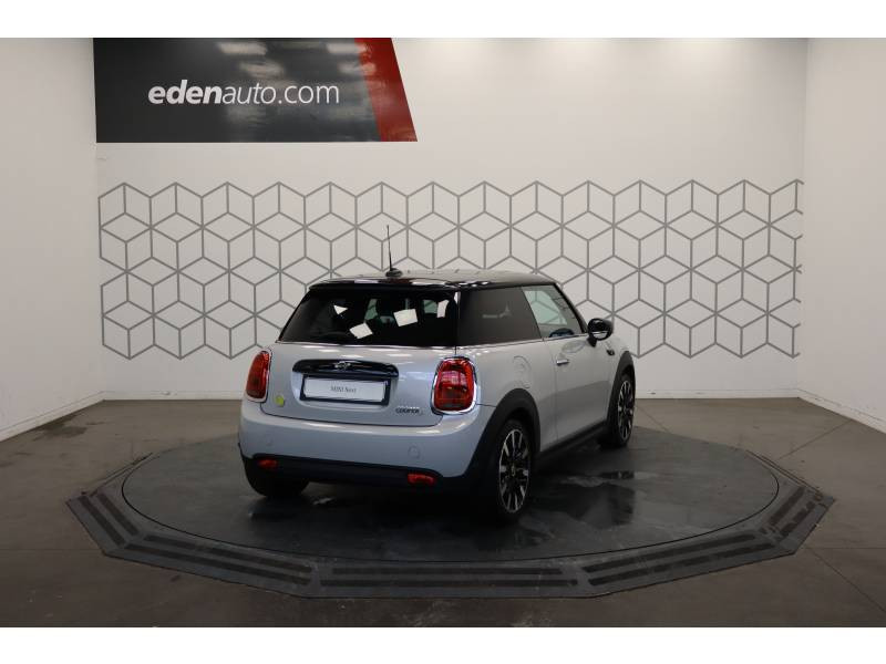 Mini Mini Hatch 3 Portes Cooper SE 184 ch Essential  occasion � Lescar - photo n�4