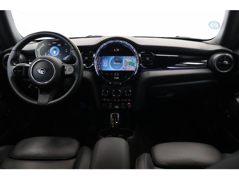 Mini Mini Hatch 3 Portes Cooper SE 184 ch Essential  occasion � Lescar - photo n�9