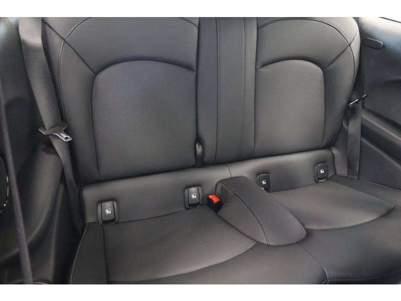 Mini Mini Hatch 3 Portes Cooper SE 184 ch Essential  occasion � Lescar - photo n�12