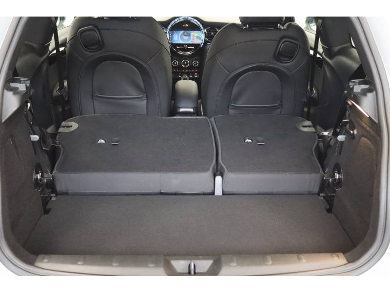 Mini Mini Hatch 3 Portes Cooper SE 184 ch Essential  occasion � Lescar - photo n�14