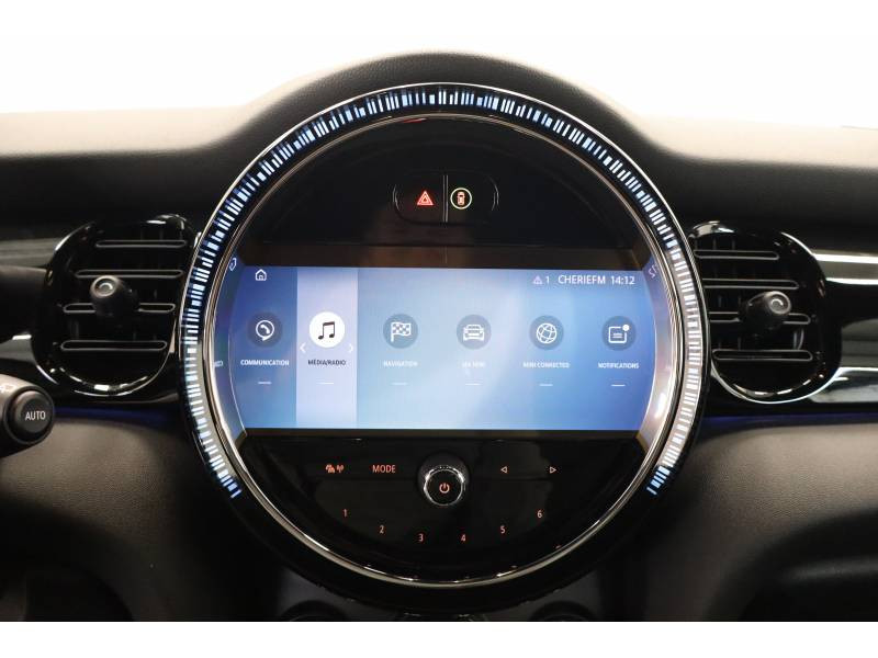 Mini Mini Hatch 3 Portes Cooper SE 184 ch Essential  occasion � Lescar - photo n�15