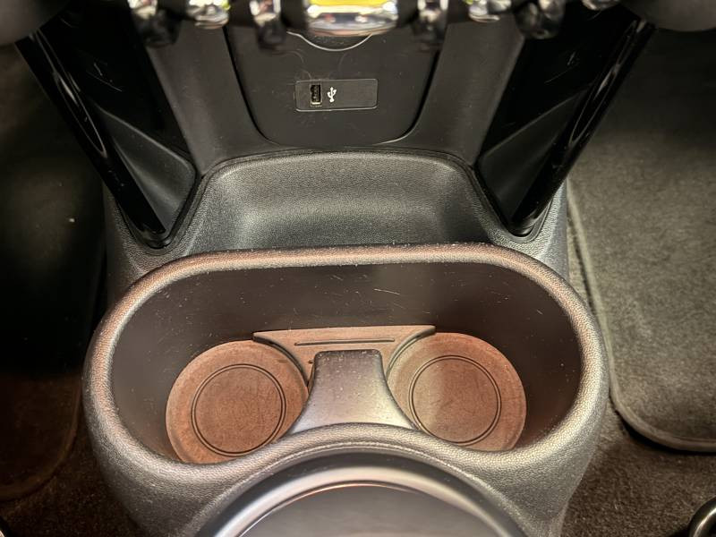 Mini Mini Hatch 3 Portes Cooper SE 184 ch Essential  occasion � Brive-la-Gaillarde - photo n�14