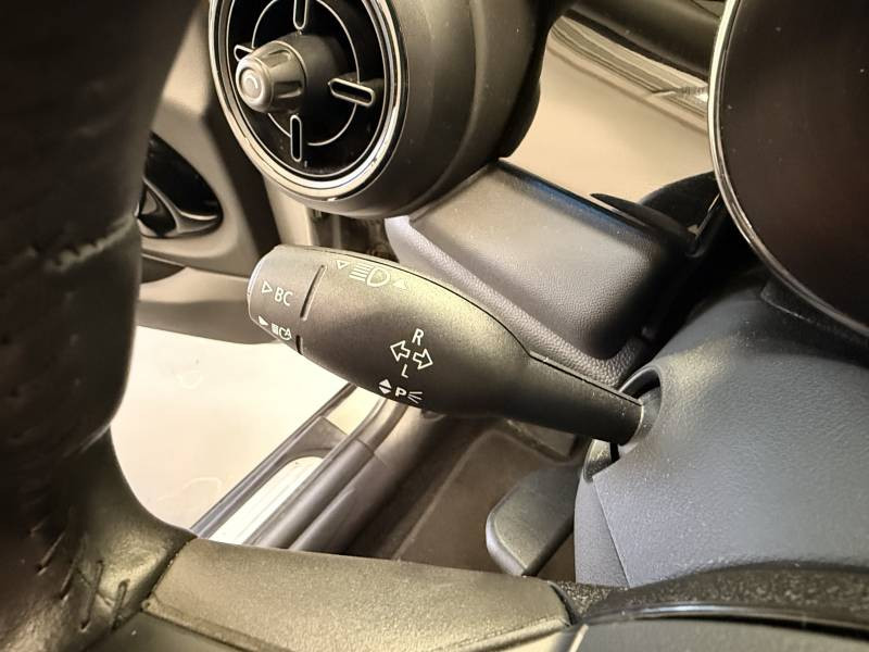 Mini Mini Hatch 3 Portes Cooper SE 184 ch Essential  occasion � Brive-la-Gaillarde - photo n�13