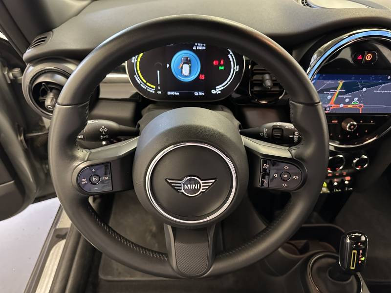 Mini Mini Hatch 3 Portes Cooper SE 184 ch Essential  occasion  Brive-la-Gaillarde - photo n6