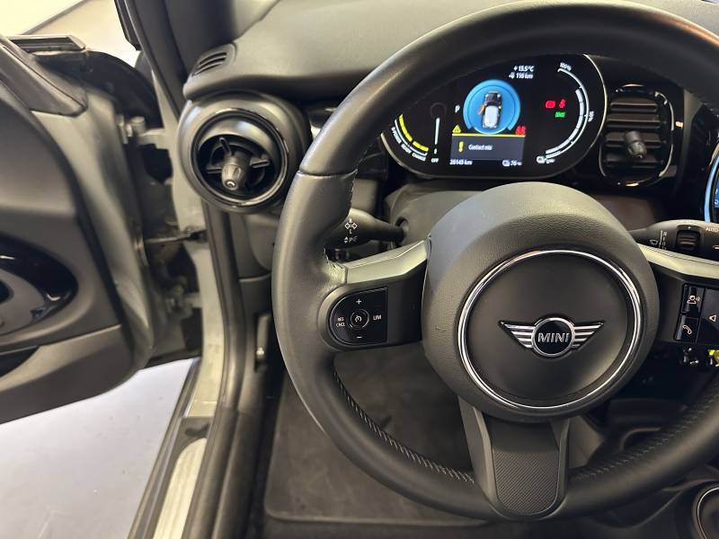 Mini Mini Hatch 3 Portes Cooper SE 184 ch Essential  occasion  Brive-la-Gaillarde - photo n11
