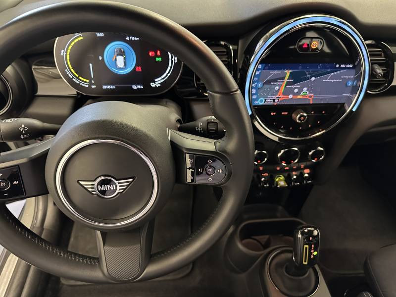 Mini Mini Hatch 3 Portes Cooper SE 184 ch Essential  occasion  Brive-la-Gaillarde - photo n13