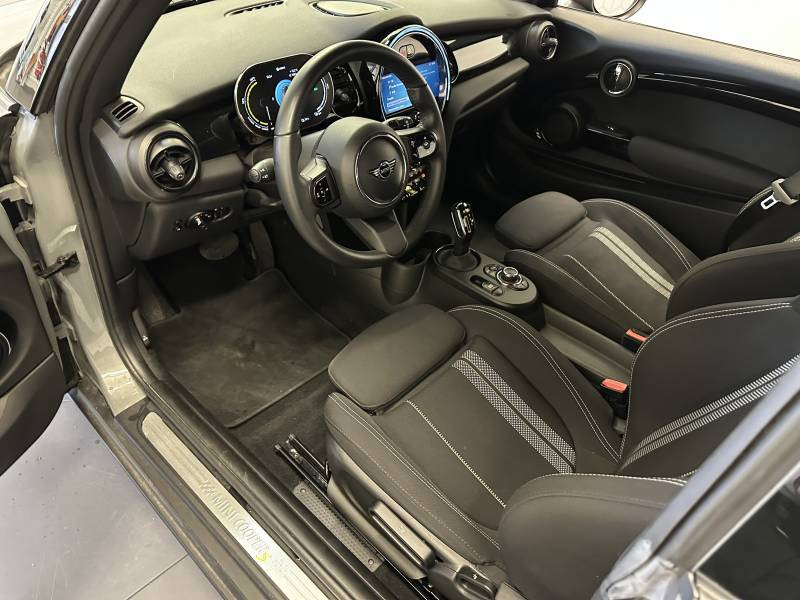 Mini Mini Hatch 3 Portes Cooper SE 184 ch Essential  occasion  Brive-la-Gaillarde - photo n4