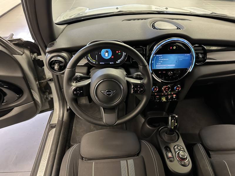 Mini Mini Hatch 3 Portes Cooper SE 184 ch Essential  occasion  Brive-la-Gaillarde - photo n5
