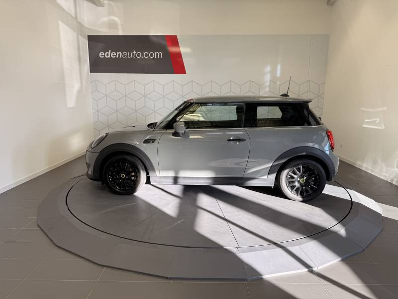 Mini Mini Hatch 3 Portes Cooper SE 184 ch Essential  occasion � Brive-la-Gaillarde - photo n�2