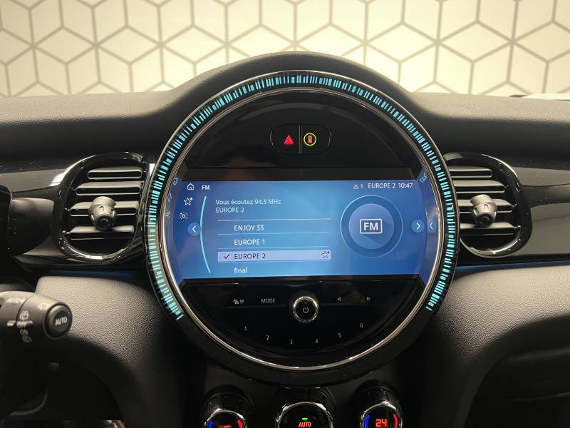 Mini Mini Hatch 3 Portes Cooper SE 184 ch Essential  occasion  Lormont - photo n9