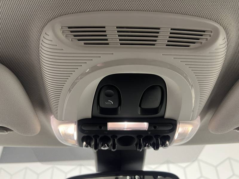 Mini Mini Hatch 3 Portes Cooper SE 184 ch Essential  occasion  Lormont - photo n5