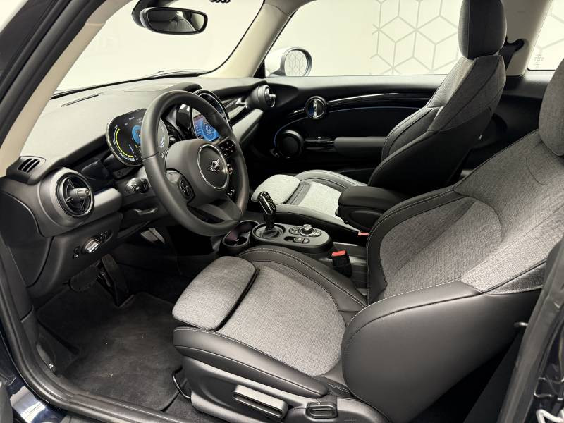 Mini Mini Hatch 3 Portes Cooper SE 184 ch Essential  occasion  Lormont - photo n13