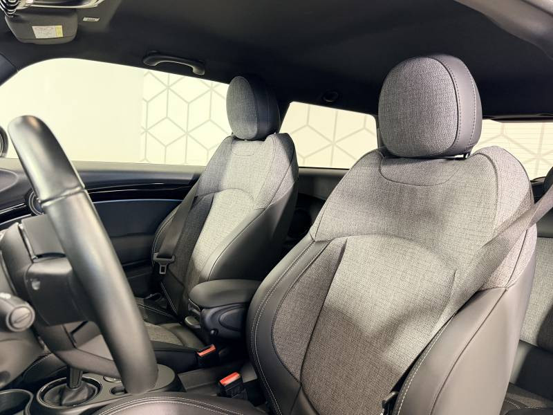 Mini Mini Hatch 3 Portes Cooper SE 184 ch Essential  occasion � Tarbes - photo n�20